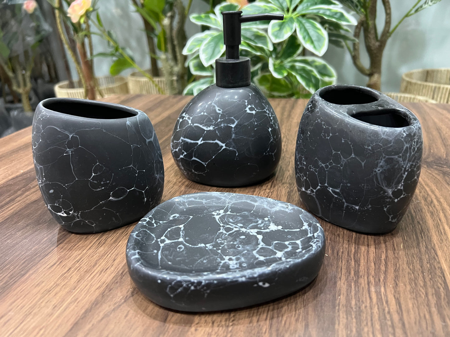 4 Pcs Ceramic bathroom Set