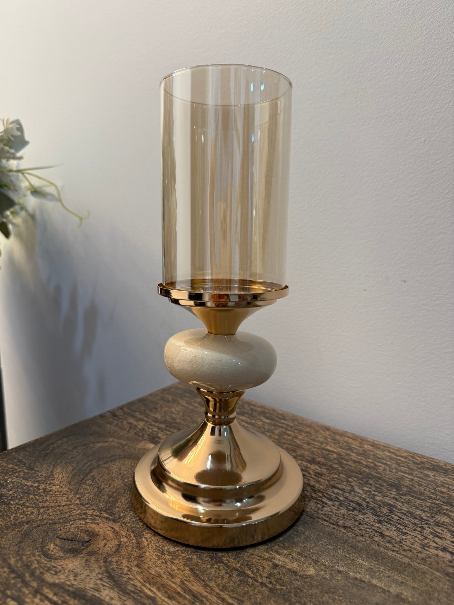 Metal candle stand