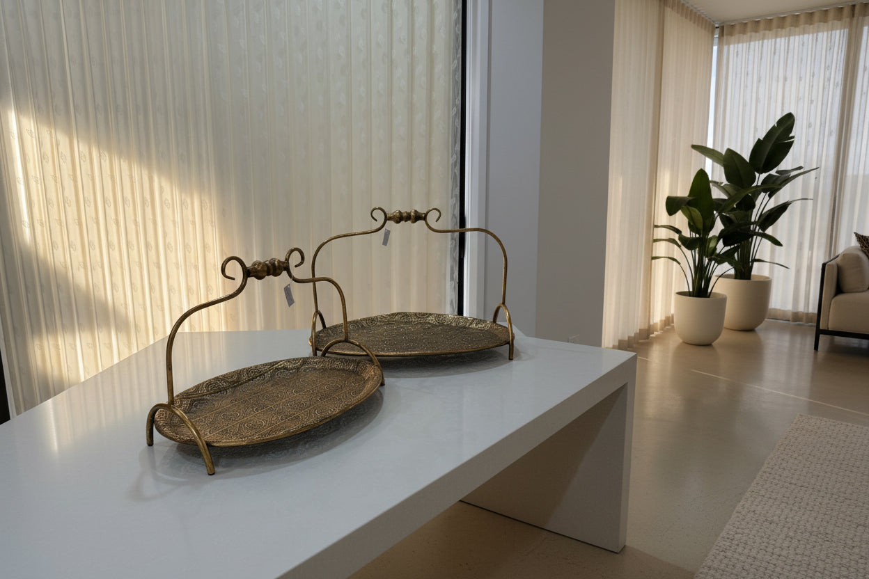 Metal Tray with handle 2 Pcs Set